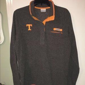 Columbia TN pullover